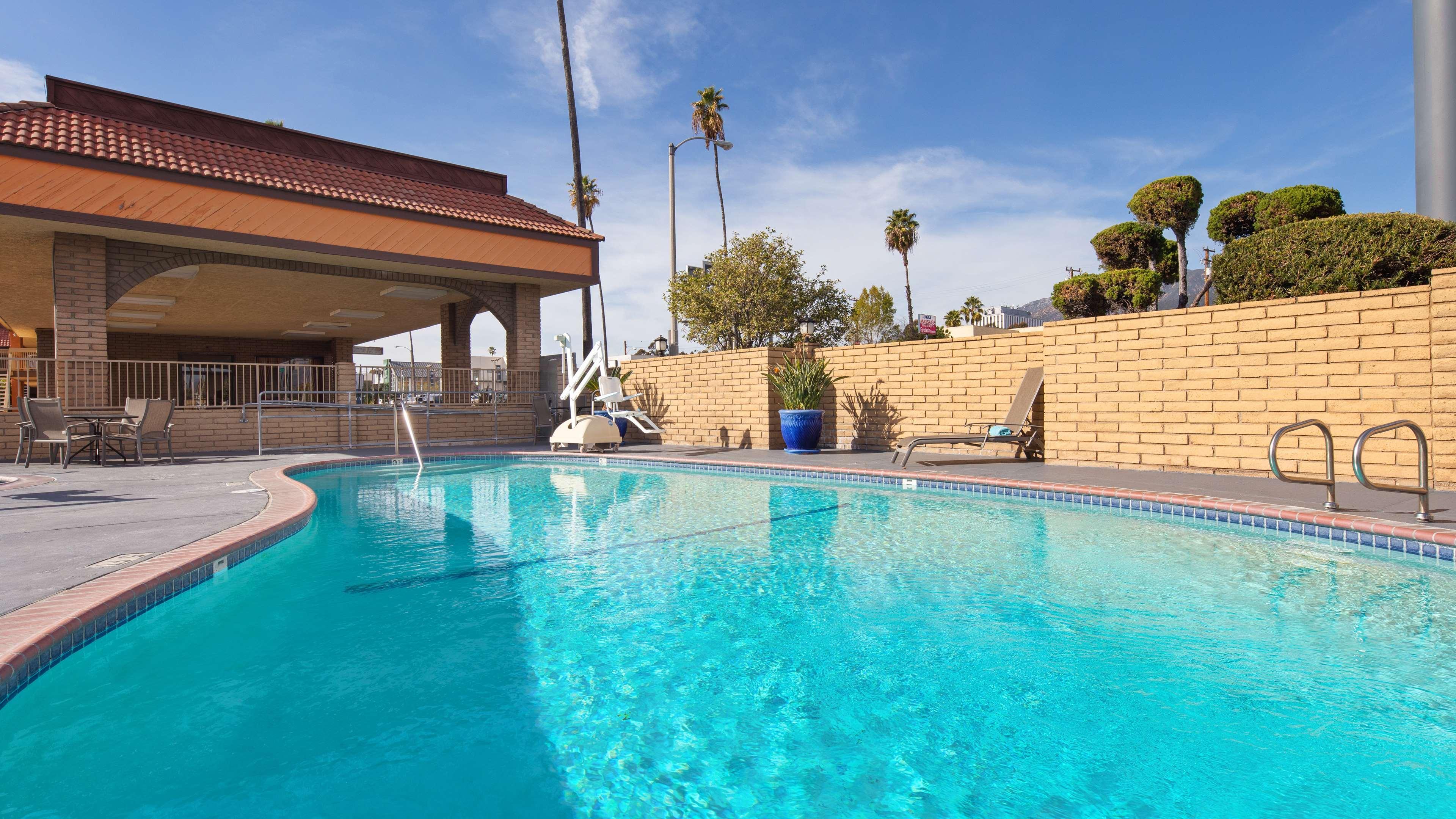 Best Western Pasadena Inn Exteriér fotografie